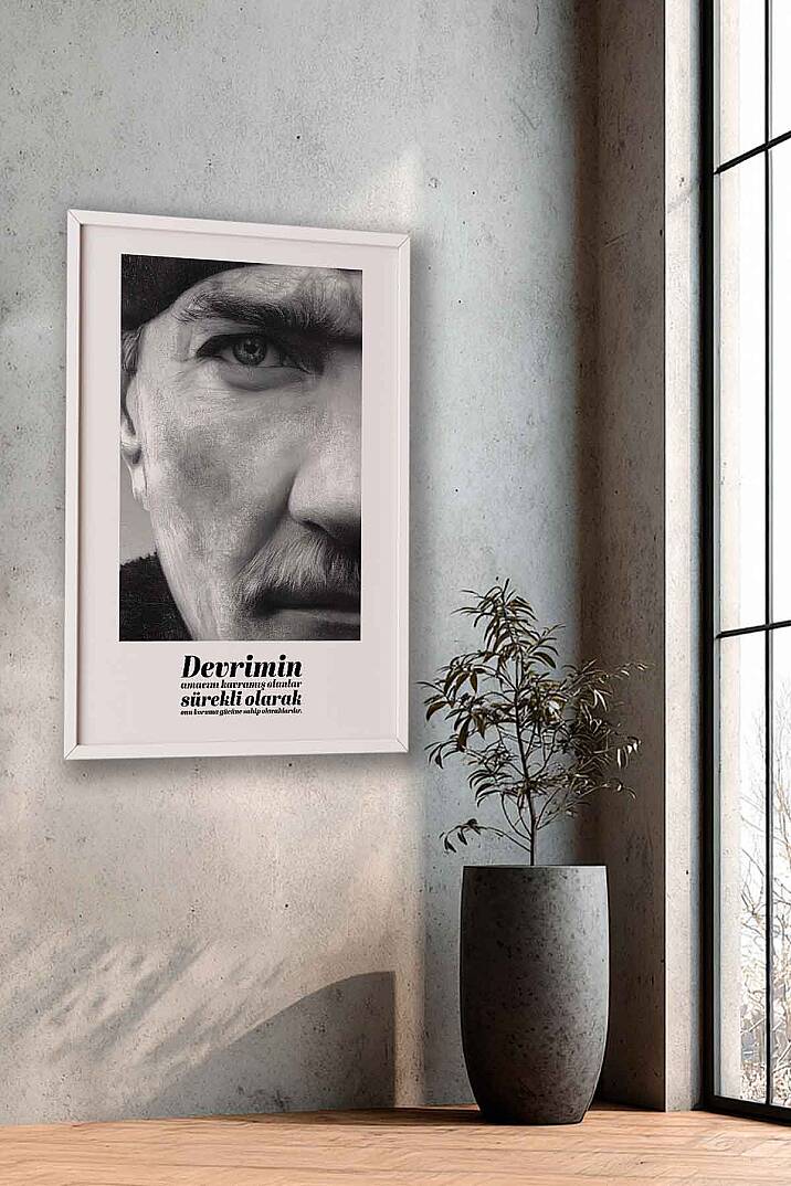 Atatürk Devrim Sözlü Siyah Beyaz Portre Çerçeveli Tablo Ofis ve Salon İşyeri Tablosu - 9