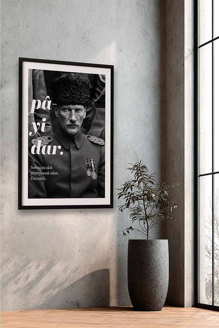 Atatürk Payidar Portresi Siyah Beyaz Çerçeveli Tablo Salon Ofis İşyeri Tablosu - 3
