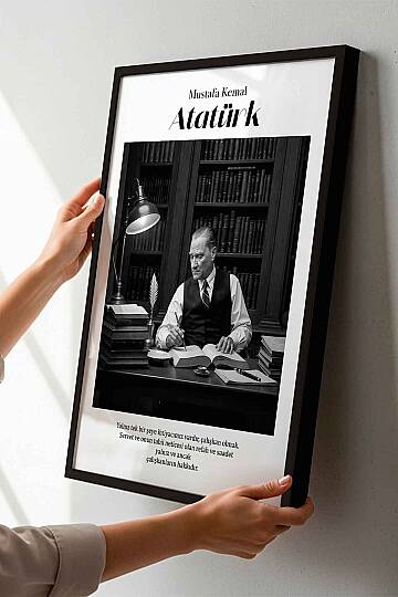 Atatürk Tablosu Çalışkanlık Sözü Yazılı Siyah Beyaz Çerçeveli Tablo Ofis ve Çalışma Odası Kütüphane - 2