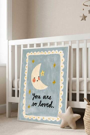 Bebek Odası Tablosu Ay ve Yıldız Figürlü You Are So Loved Yazılı Çerçeveli Tablo Çocuk Odası Dekorasyonu