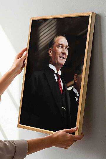 Mustafa Kemal Atatürk Gülümseyen Portre Çerçeveli Tablo Ofis İşyeri ve Salon Tablosu - 5
