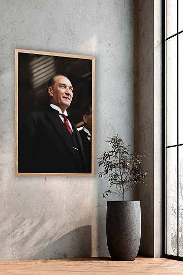Mustafa Kemal Atatürk Gülümseyen Portre Çerçeveli Tablo Ofis İşyeri ve Salon Tablosu - 6